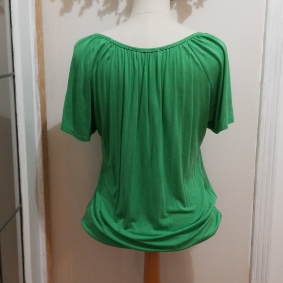 Flowy top ๐ - Picture 4 of 7